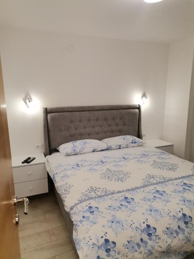 City Break Apartment Banja Luka Esterno foto